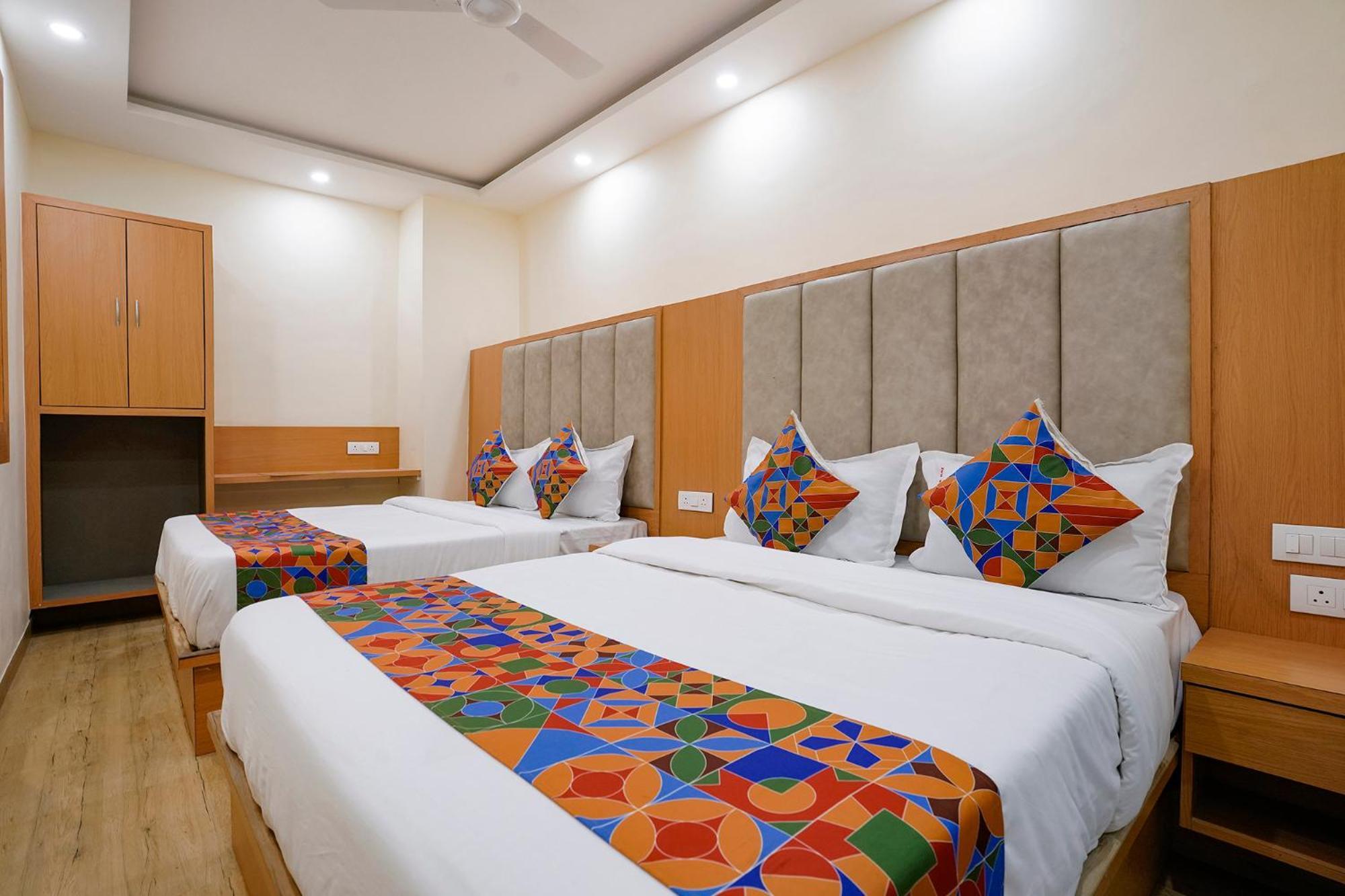 Fabhotel 7 Square - Nr Bkc Mumbai Exterior foto