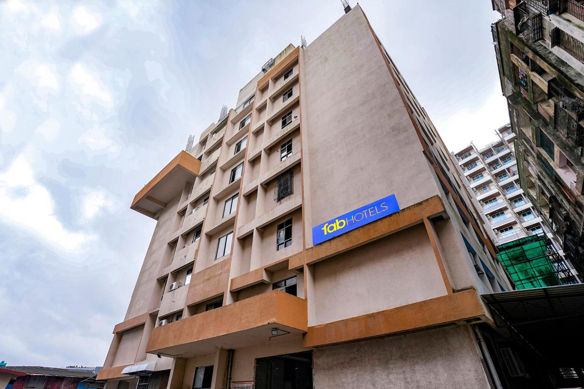 Fabhotel 7 Square - Nr Bkc Mumbai Exterior foto