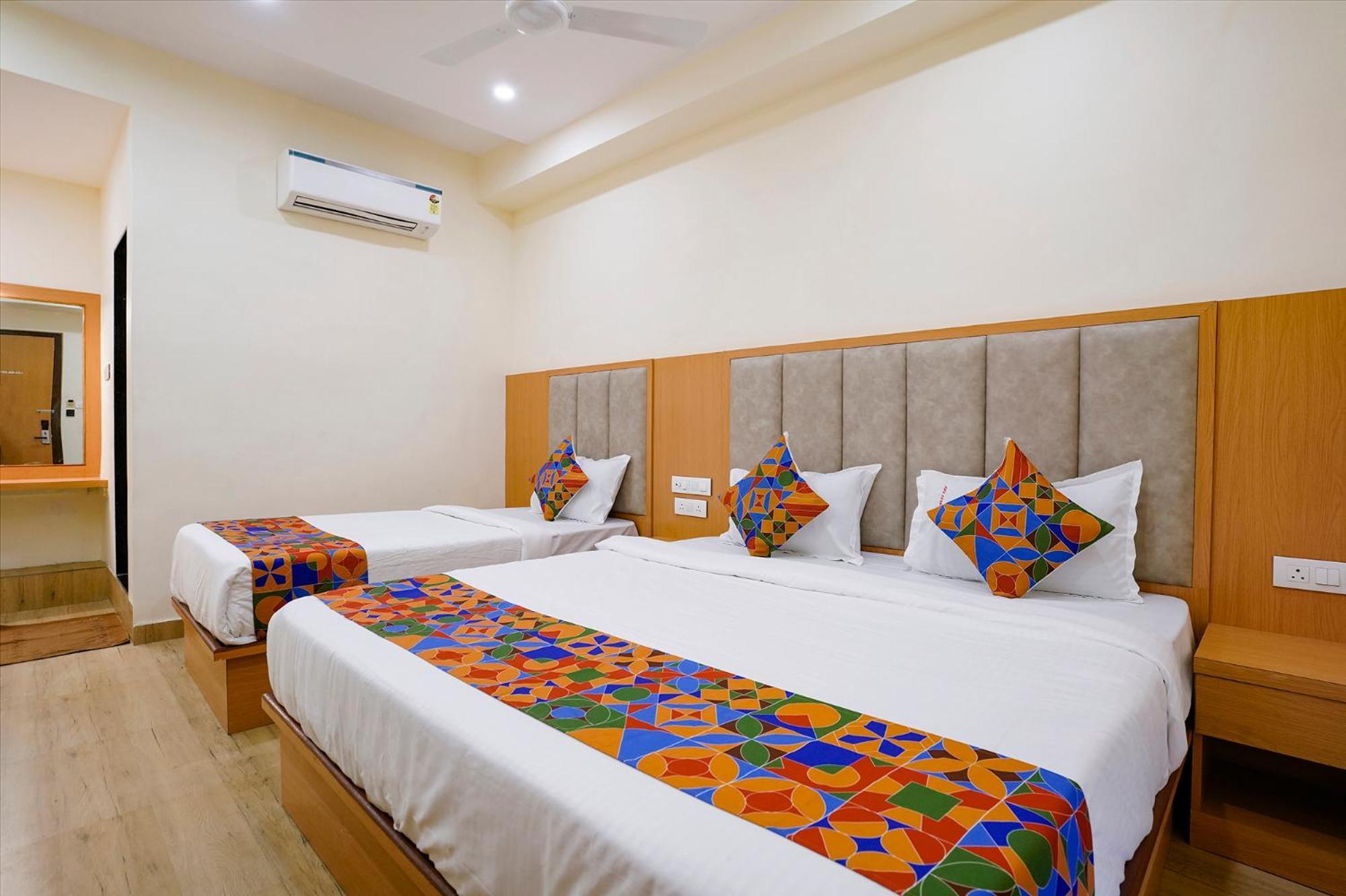 Fabhotel 7 Square - Nr Bkc Mumbai Exterior foto