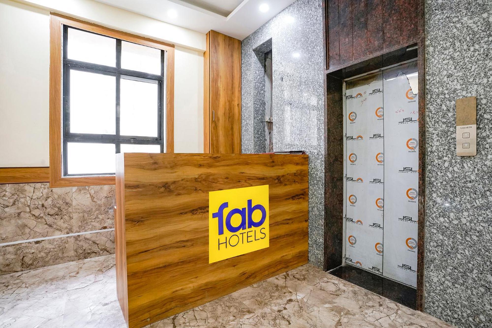 Fabhotel 7 Square - Nr Bkc Mumbai Exterior foto